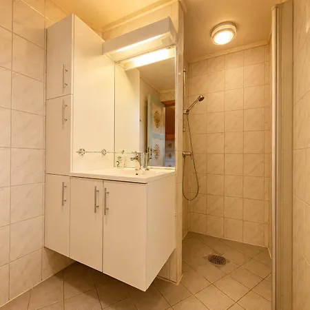 Dom wakacyjny Granbu With Trails At Your Doorstep In Geilo Holo